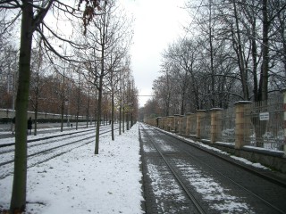 プラハ城近くの道