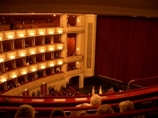 ウィーン 国立オペラ座