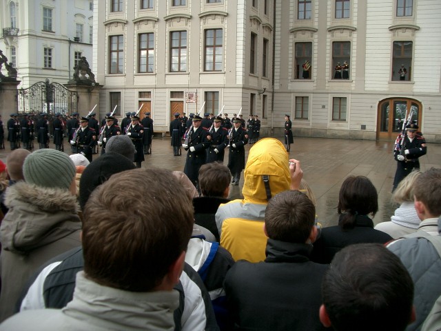 プラハ城衛兵の交代式
